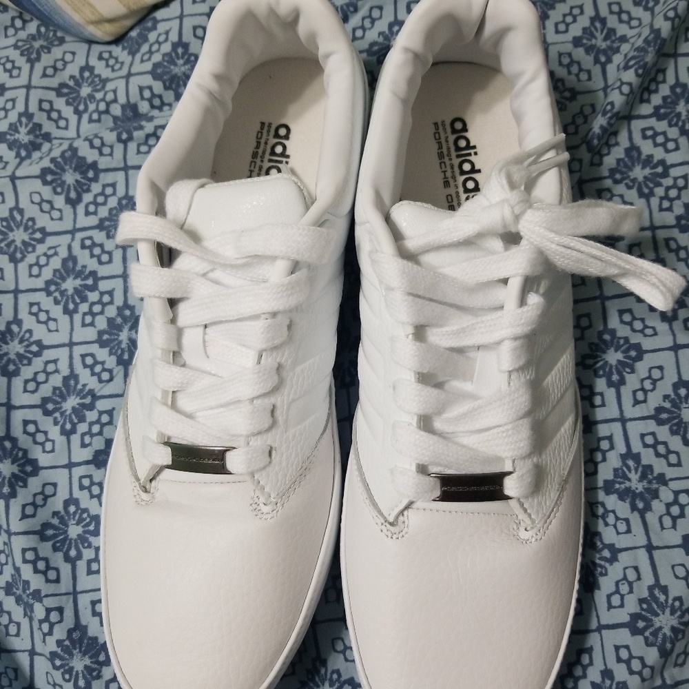 Shoes - Picture 7 of 8